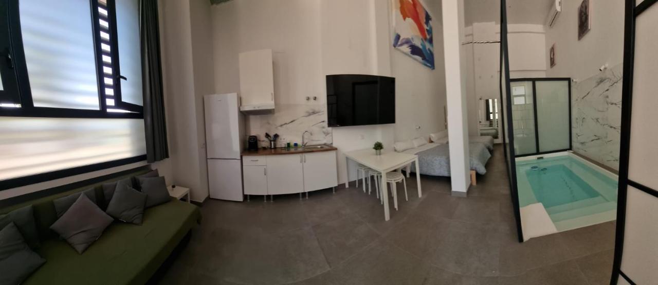 Loft Familiar "Piscina Sevilla Centro" المظهر الخارجي الصورة